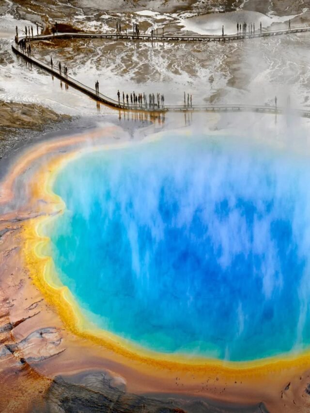 25 Most Surreal Places on Earth